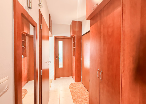 Na predaj priestranný 2-izb. byt po kompletnej rekonštrukcii