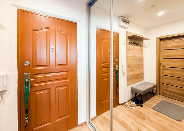 Na predaj krásny 2-izbový byt po novej rekonštrukcii