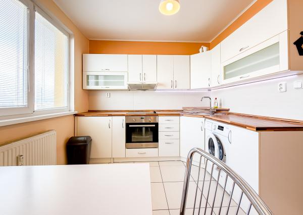 Na predaj zariadený 2-izbový byt 52 m2, Košice - Západ