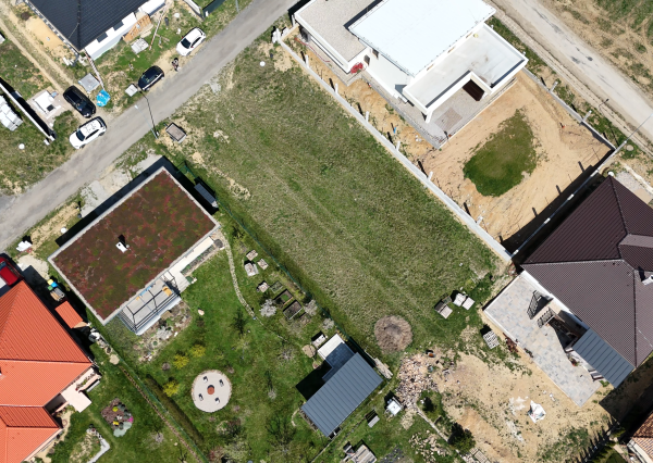 NA PREDAJ- pozemok v obci Šemša, 805m2