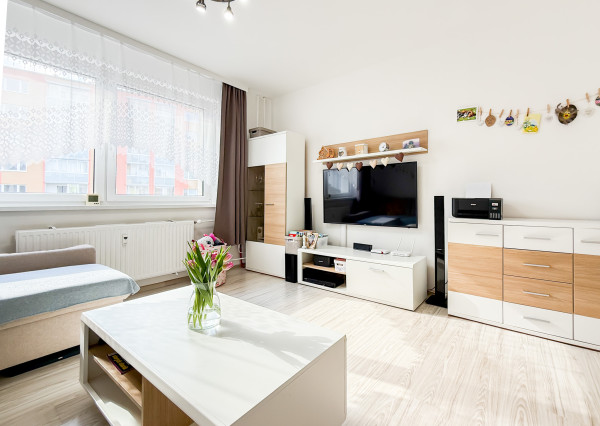 Na predaj 2i byt po rekonštrukcii 7/8p. , KVP – Wuppertálska