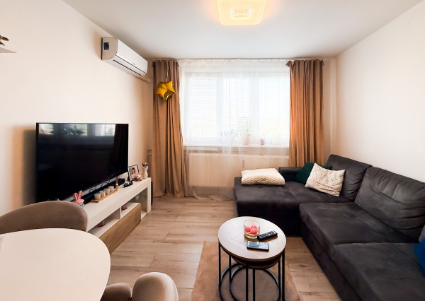 Na predaj 3-izbový byt po novej rekonštrukcii blízko centra