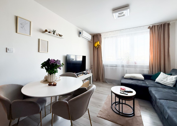 Na predaj 3-izbový byt po novej rekonštrukcii blízko centra