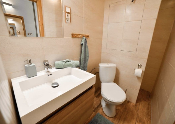 Na prenájom priestranný 1-izb.byt s loggiou po rekonštrukcii