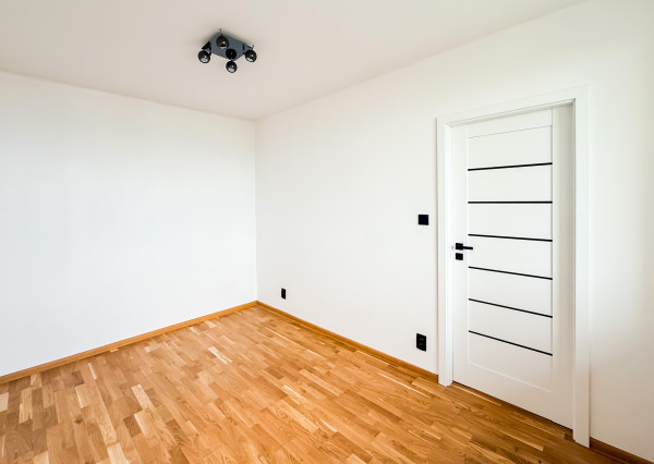 Na predaj 2-izb. byt po novej rekonštrukcii, pražský typ