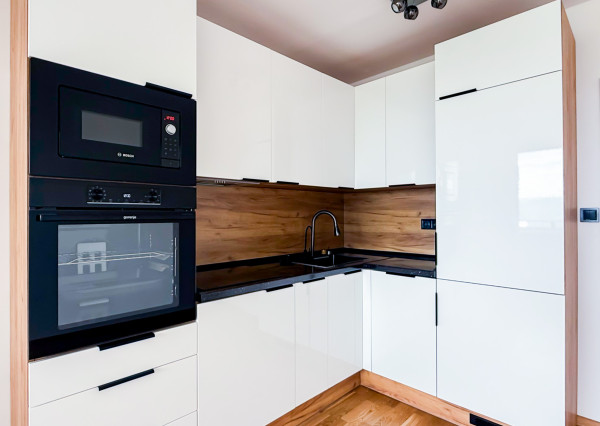 Na predaj 2-izb. byt po novej rekonštrukcii, pražský typ