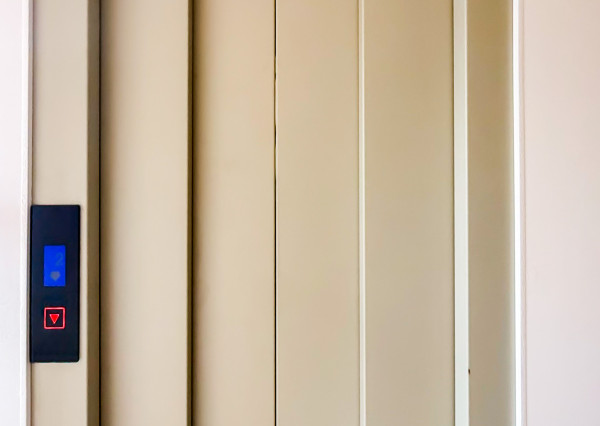 Na predaj 2-izb. byt po novej rekonštrukcii, pražský typ