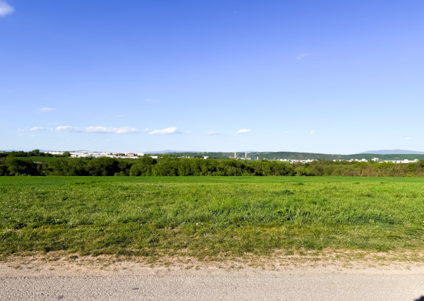Na predaj stavebný pozemok so všetkými IS v Barci, Košice