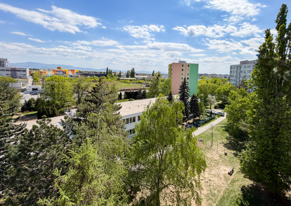 Na predaj 4i byt nová rekonštrukcia, TERASA - Humenská ul.