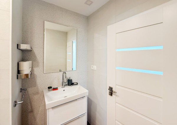 Na predaj 1-izbový byt po rekonštrukcii pri Auparku