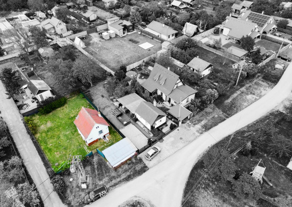 VALALIKY stavebný pozemok 424 m2, všetky IS na pozemku