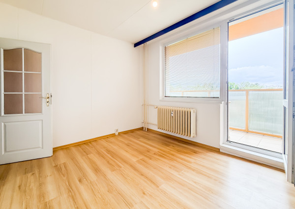 3 izbový byt 56m2+6m loggia, Terasa - Michalovská