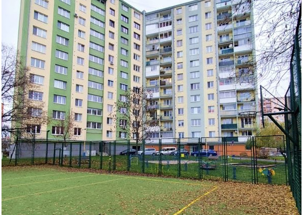 Na predaj veľký 3-izbový byt s balkónom,širšie centrum Košíc