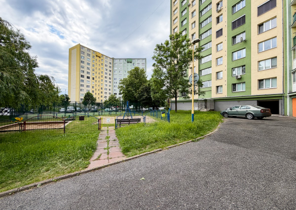 Na predaj veľký 3-izbový byt s balkónom,širšie centrum Košíc