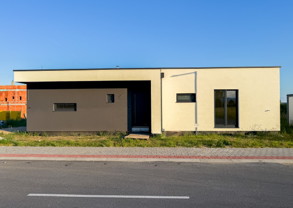 Moderná Novostavba, lokalita 20 min od Košíc, pozemok 671m2
