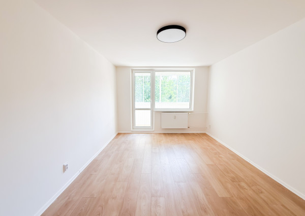 Na predaj veľký moderný 2-izbový byt po novej rekonštrukcii