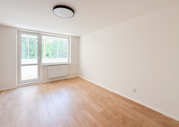 Na predaj veľký moderný 2-izbový byt po novej rekonštrukcii