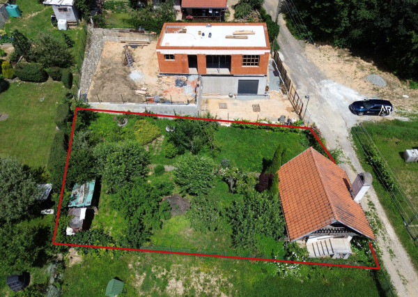 BAŠKA - pozemok so stavebným povolením, len 6 minút od KVP
