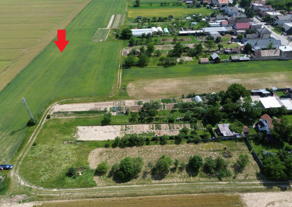 Cestice - pozemok 831m2 zahrnutý územnom pláne