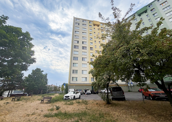 Na predaj 3 izbový byt 74m2, Južná Trieda - širšie centrum