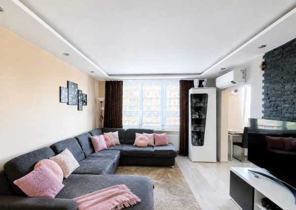 Na predaj 3-izb. byt v širšom centre KE, 2x loggia a šatník