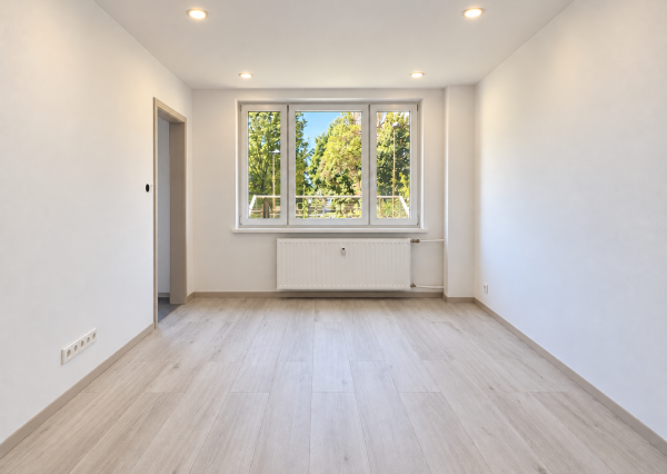 Na predaj 2-izb. byt po novej rekonštrukcii na Jazere, 50 m2