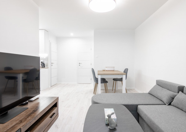 PREDANÉ 1,5 izbový byt po kompletnej rekonštrukcii