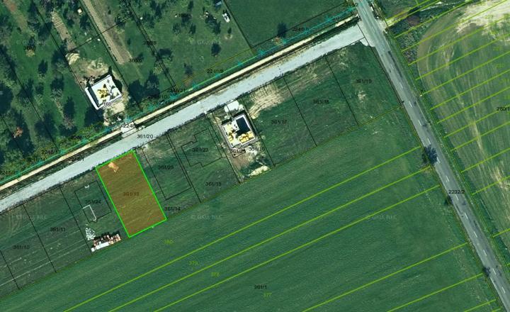 Stavebný pozemok 640m2 , Bačkovík - nová lokalita - fotografia 8