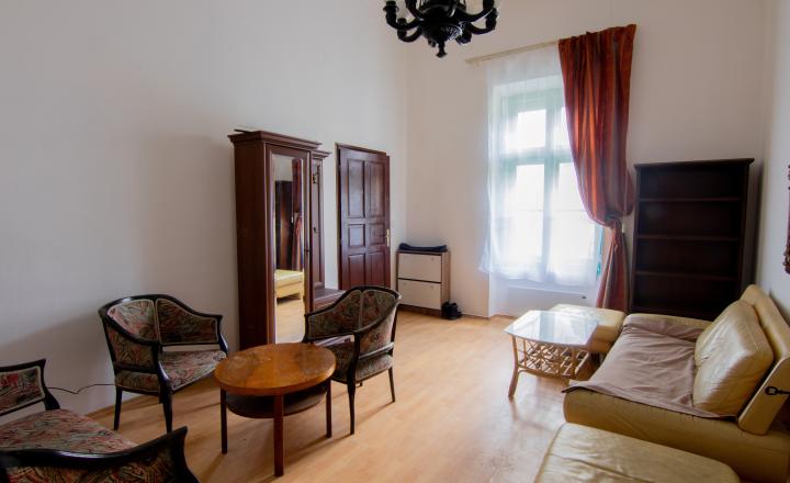 PREDANÉ - 4-izbový mezonet s terasou 128m2, centrum (Mäsiarska ul.) - fotografia 7
