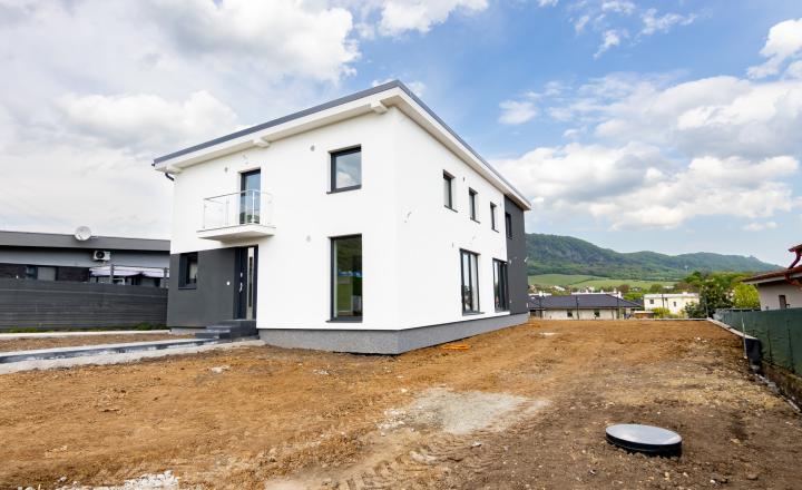 PREDANÉ - NOVOSTAVBA na kľúč - nadštandard, Fintice - fotografia 21