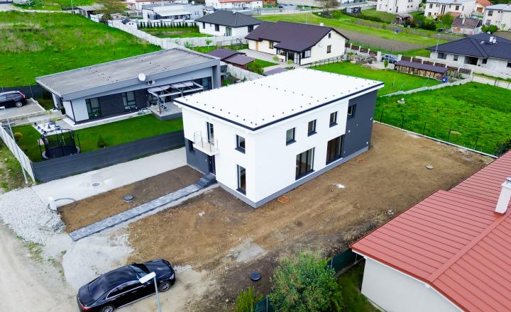 PREDANÉ - NOVOSTAVBA na kľúč - nadštandard, Fintice - fotografia 9