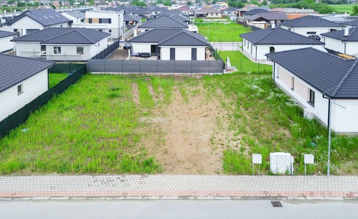 PREDANÉ - NOVÉ MOKRANCE, stavebný pozemok 500m2 - fotografia 9