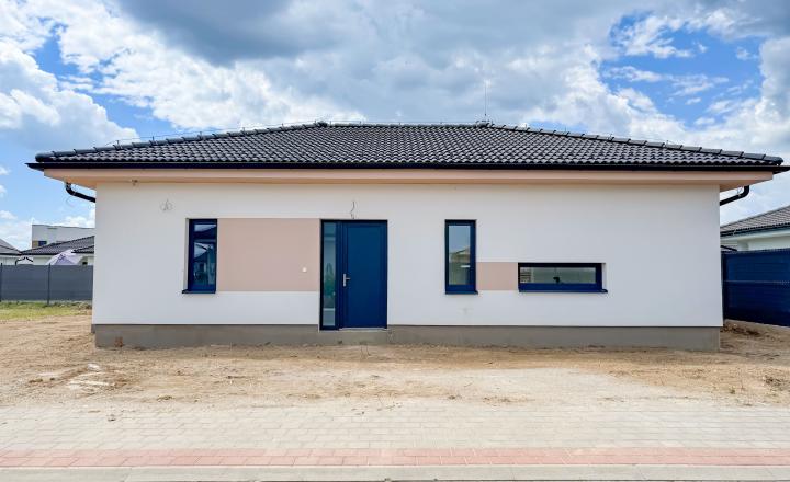 PREDANÉ - NOVÉ MOKRANCE - RD bungalov 140m2, TČ a rekuperácia v cene - fotografia 3