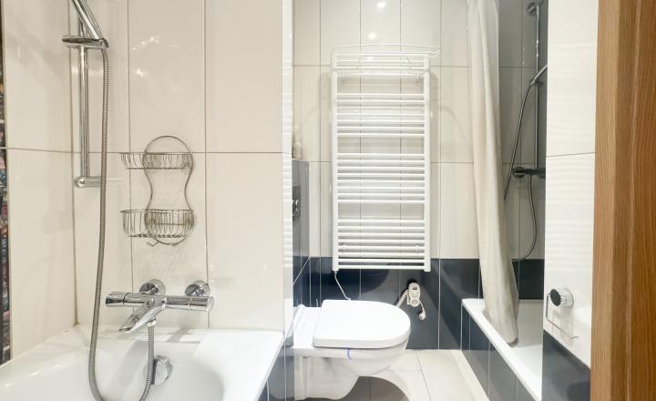 PREDANÉ - 3-izbový byt 82m2 + 2x loggia, po rekonštrukcii - fotografia 9