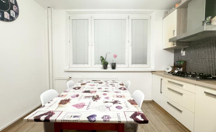 PREDANÉ - 3-izbový byt 82m2 + 2x loggia, po rekonštrukcii - fotografia 12