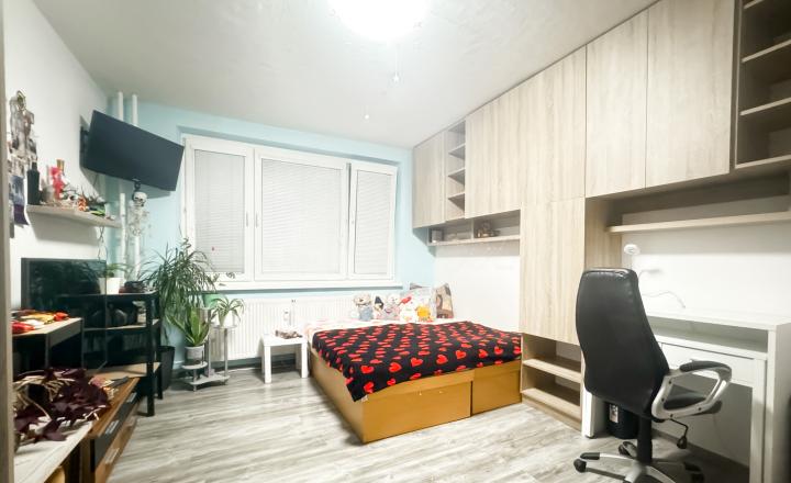 PREDANÉ - 3-izbový byt 82m2 + 2x loggia, po rekonštrukcii - fotografia 6