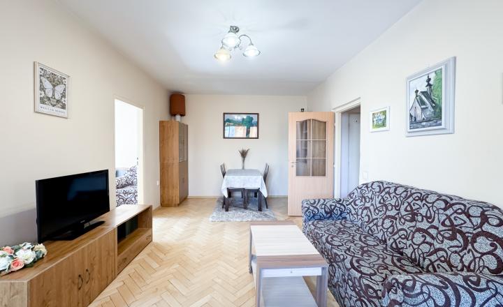 PREDANÉ - Na predaj 4i byt s loggiou, Terasa - Čapajevova - fotografia 1