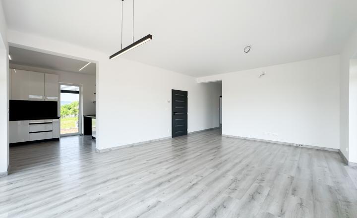 Zariadená luxusná moderná novostavba, Svinia, Prešov len 8km - fotografia 12