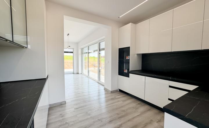 Zariadená luxusná moderná novostavba, Svinia, Prešov len 8km - fotografia 7