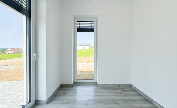 Zariadená luxusná moderná novostavba, Svinia, Prešov len 8km - fotografia 17