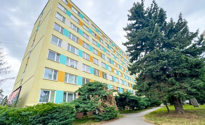 PREDANÉ - 3 izbový Pražák 68m2 - Vojenská - fotografia 14