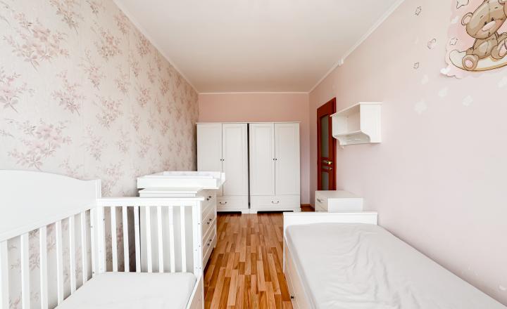 PREDANÉ - 3 izbový Pražák 68m2 - Vojenská - fotografia 7