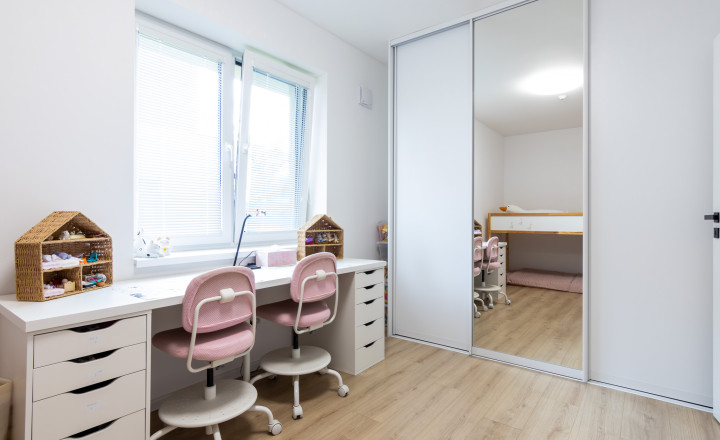 Zariadená novostavba RD NOVÉ MOKRANCE 135m2 na pozemku 565m2 - fotografia 14