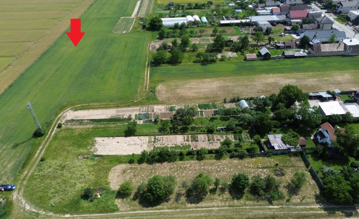 Cestice - pozemok 831m2 zahrnutý územnom pláne / 75€/m2 - fotografia 5