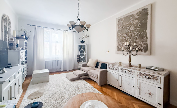 Na predaj veľký krásny byt v historickom centre Košíc, 90m2 - fotografia 3
