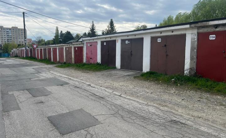 NA PRENÁJOM murovaná garáž Račí potok - fotografia 2