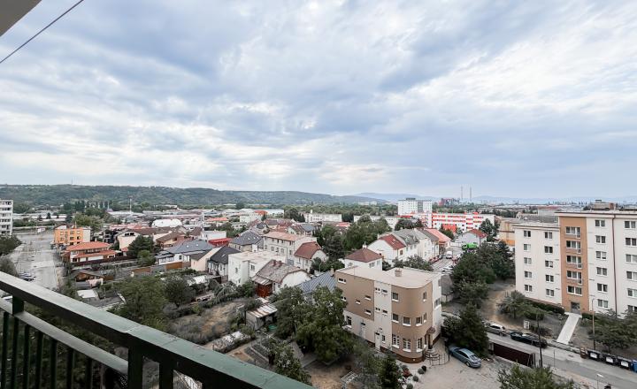 Na predaj 3 izbový byt 74m2 , perfektná lokalita, Južná Trieda - širšie centrum - fotografia 13
