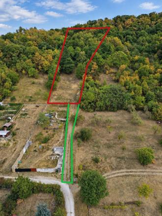 Pozemok 1935 m² so stavebným povolením v Košiciach - fotografia 3