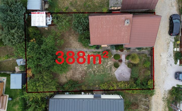 BAŠKA - Stavebný pozemok na výstavbu RD, len 6 minút od KVP - fotografia 1