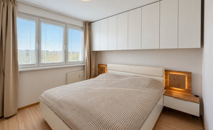 3i byt 68m2 + loggia, rekonštruovaný, Terasa - Šafárikova - fotografia 7
